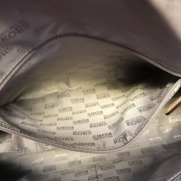 Michael Michael Kors Metallic Bag - Picture 10 of 11